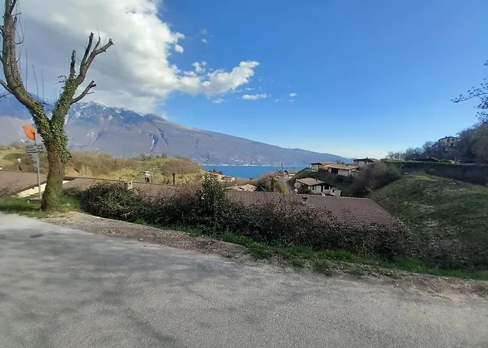 La Bella Garda טיניאלה
